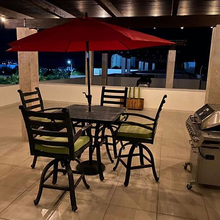 Luxury 2 Bedroom Apt 3 Min Away From The Boardwalk/Malecon La Paz Bagian luar foto