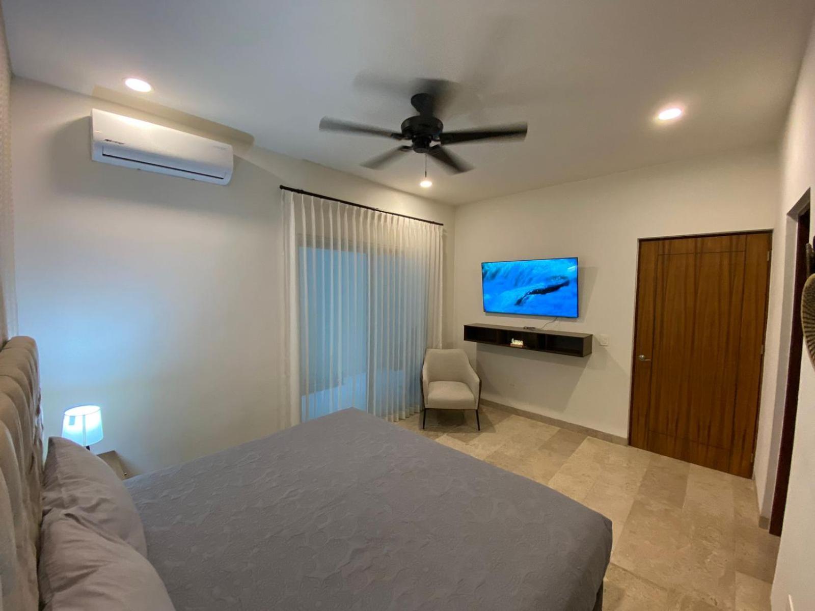 Luxury 2 Bedroom Apt 3 Min Away From The Boardwalk/Malecon La Paz Bagian luar foto
